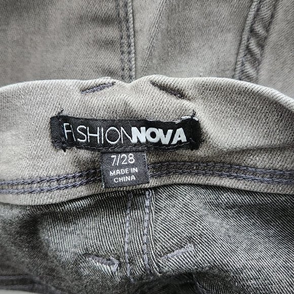 COPY - Slit Hem Straight Leg Jeans - Grey - FASHION NOVA - Picture 7 of 11